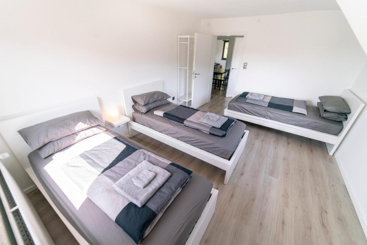 North Loop Rooms Adenau Exterior photo